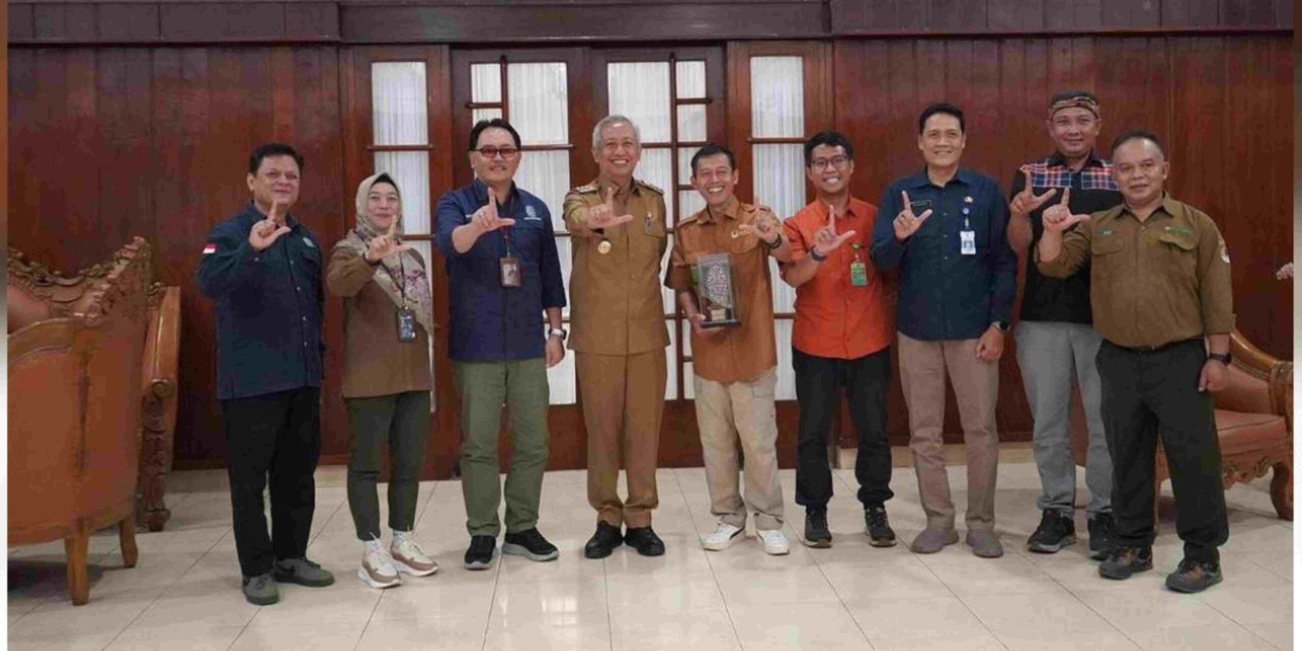 Pj Bupati Nganjuk Sambut Tim Verifikasi Lomba Wana Lestari Tingkat Nasional di Peringgitan